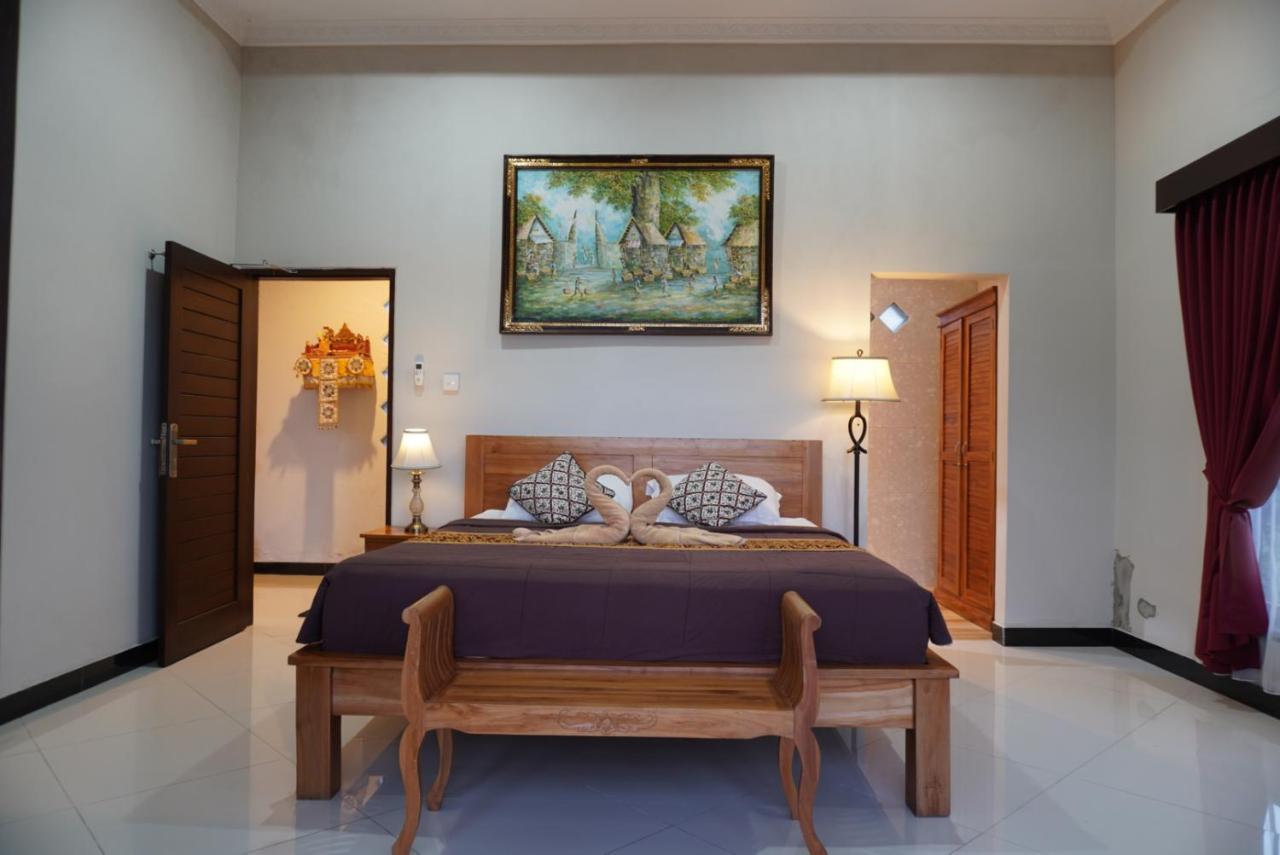 Puri Bisma - 4 Bedroom Private - 10 Min Walking To Center