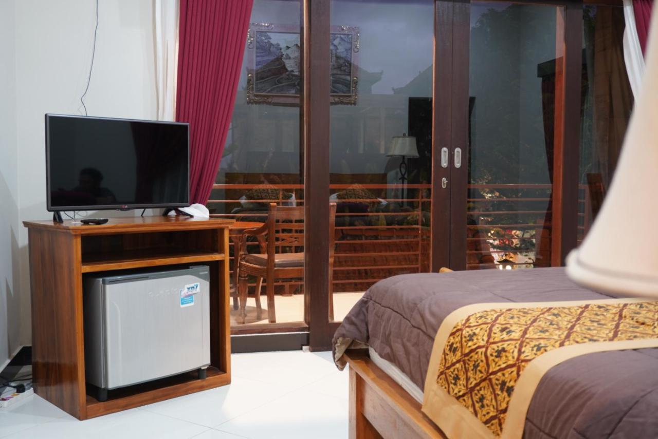Casa de hóspedes Puri Bisma - 4 Bedroom Private - 10 Min Walking To Center
