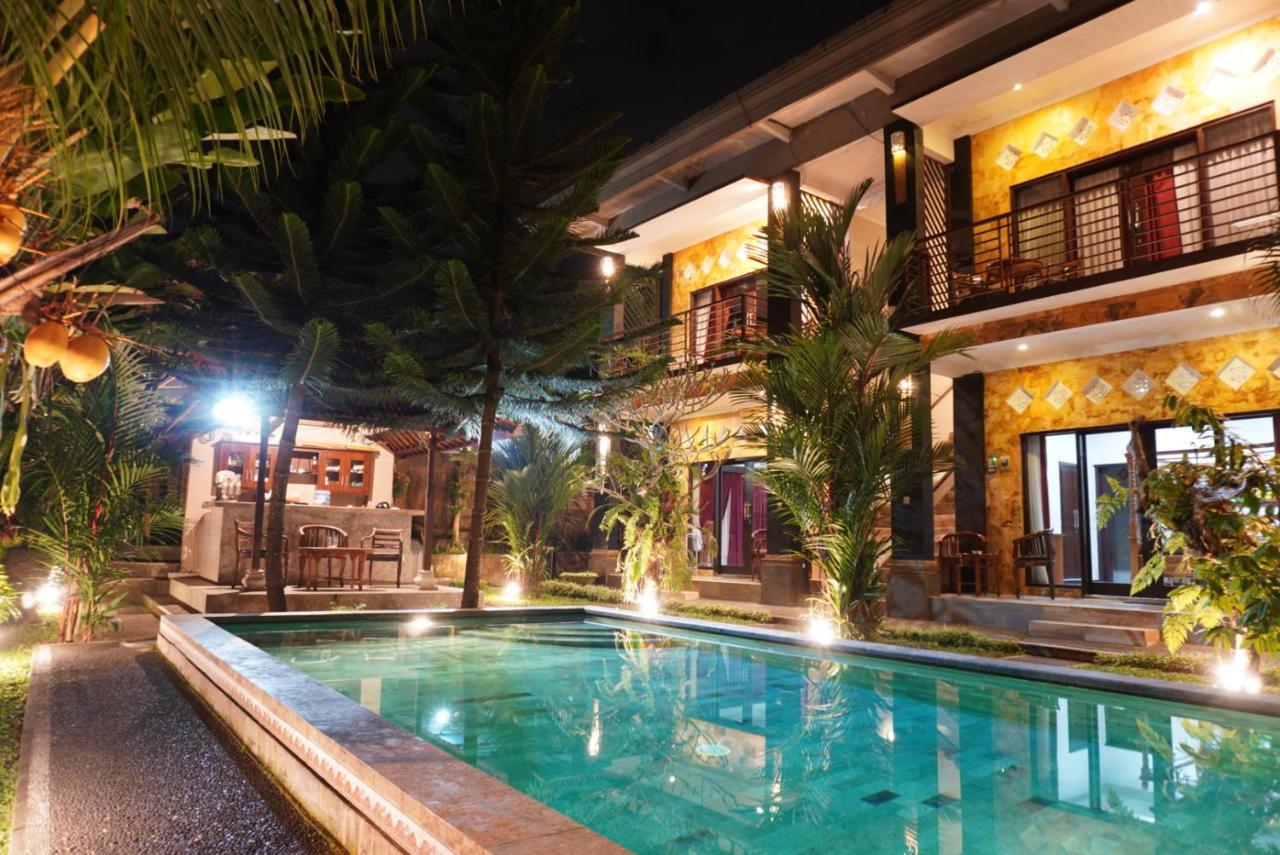 Guest house Puri Bisma - 4 Bedroom Private - 10 Min Walking To Center